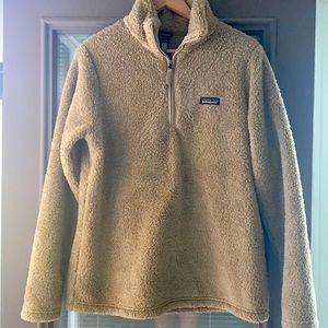 Like new Patagonia fleece quarter zip pull-over